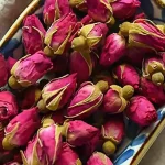 غنچه گل محمدی لاله‌زار